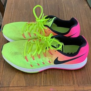 Nike zoom Pegasus 33. Size 11
